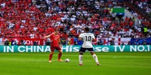 战术复盘：英格兰的隐忧与亮点并存  - 米兰体育