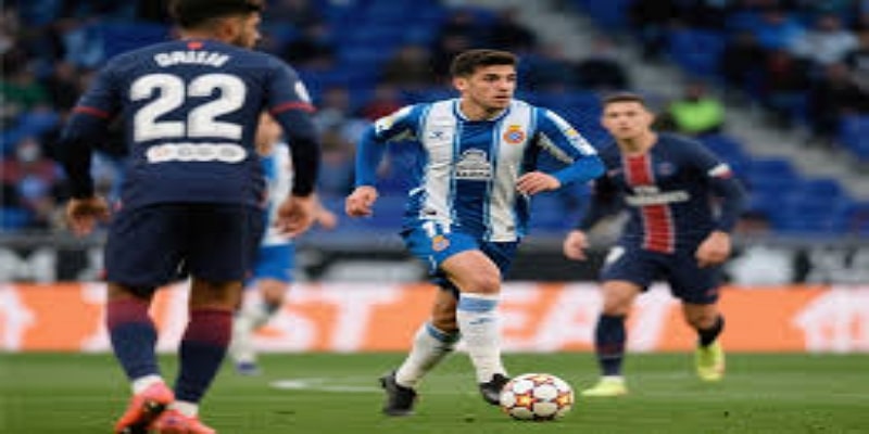 三大核心议题：从社交媒体到足球文化的反思-米兰体育