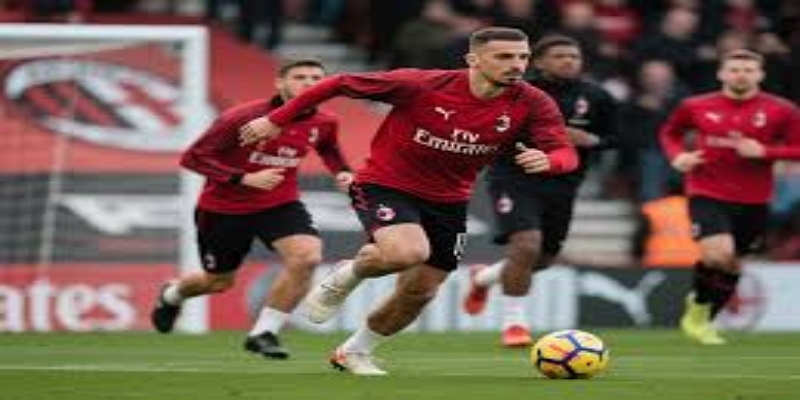 哈德斯菲尔德的苦涩经历：英雄归来的挑战 - 米兰体育