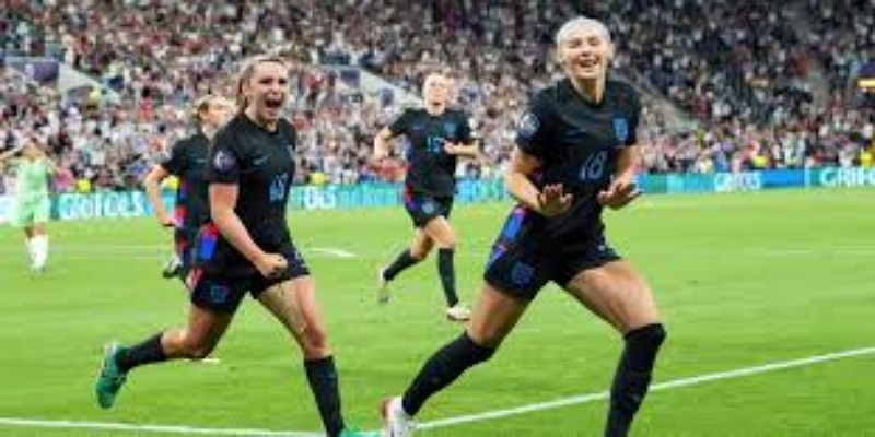 霍顿伤病阴影下的坚守与努力 -米兰体育