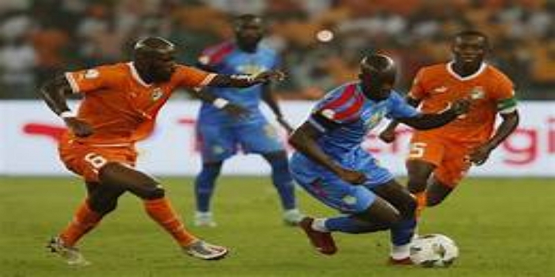 米兰体育回顾：从球员到教练的双重传奇-米兰体育