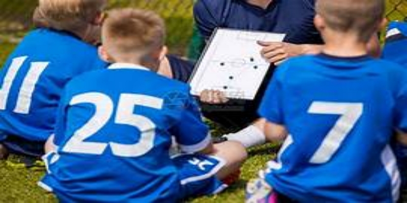 米兰体育战术总览：现代足球为何进入“语言重构时代”-米兰体育